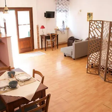 Bamboo Hous - Agriturismo Finilon Apartment *
